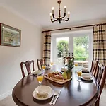 3 Bed In Oc-sa397 Holiday home